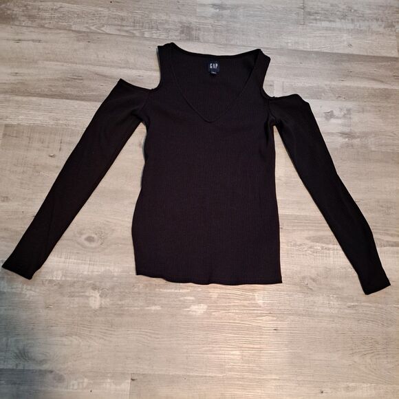 Tops - Gap Black Long Sleeved Top Cold Shoulder Size M